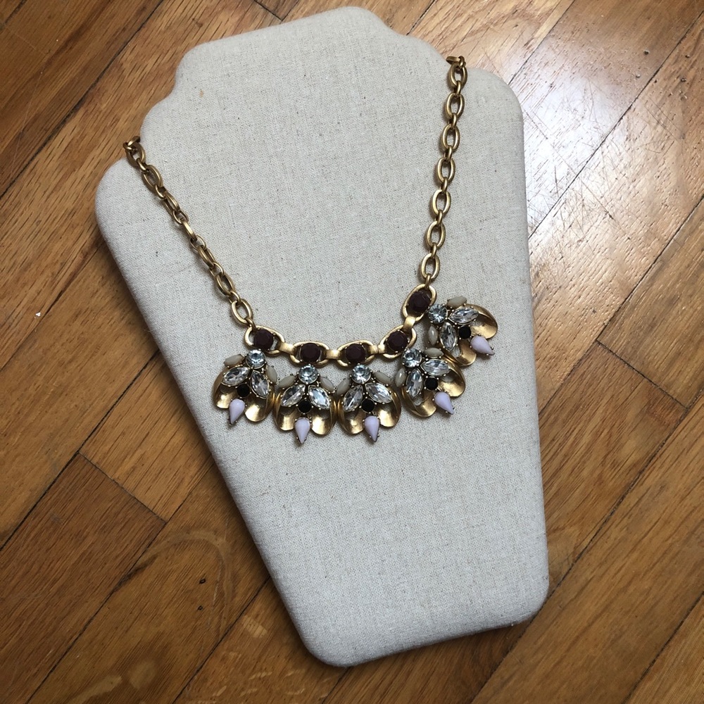 J CREW STATEMENT NECKLACE - GOLD / PURPLE